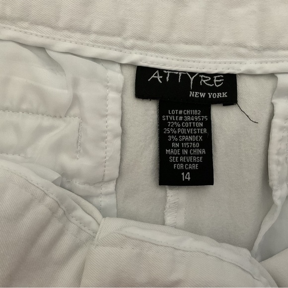 Attyre New York Scalloped Hem White Shorts 14 - Picture 4 of 4